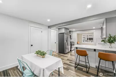 10230 62nd Avenue S, Seattle, WA 98178 - Photo 6