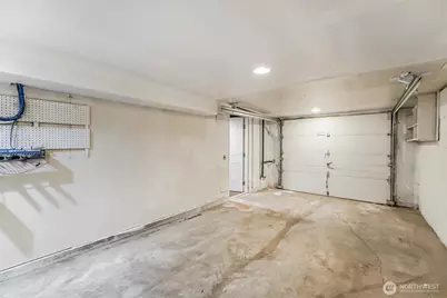 10230 62nd Avenue S, Seattle, WA 98178 - Photo 32