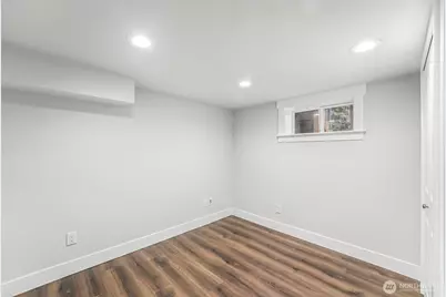 10230 62nd Avenue S, Seattle, WA 98178 - Photo 26