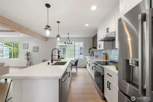 19505 Damson Rd, Lynnwood, WA 98036 - Photo 10