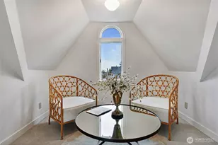 1902 NW 83rd St, Seattle, WA 98117 - Photo 22