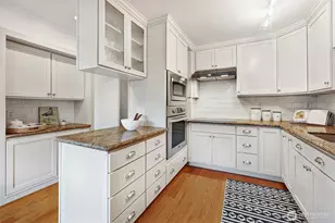 6545 10th Ave NW, Seattle, WA 98117 - Photo 10