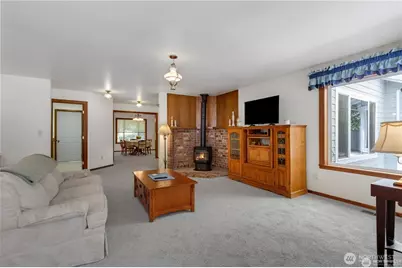 16408 38th Avenue E, Tacoma, WA 98446 - Photo 8