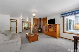 16408 38th Ave E, Tacoma, WA 98446 - Photo 8