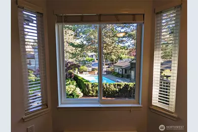 11107 NE 125th Lane #F321, Kirkland, WA 98034 - Photo 14