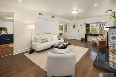 6237 26th Avenue NE, Seattle, WA 98115 - Photo 10
