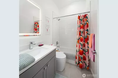 10421 41st Avenue SW #B, Seattle, WA 98146 - Photo 16