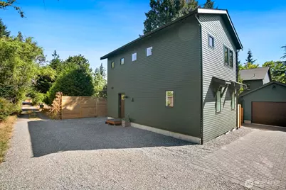 10421 41st Avenue SW #B, Seattle, WA 98146 - Photo 22