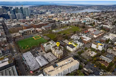 1125 E Olive Street #504, Seattle, WA 98122 - Photo 36