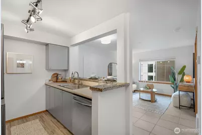 1125 E Olive Street #504, Seattle, WA 98122 - Photo 6