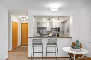 1125 E Olive St, Seattle, WA 98122 - Photo 12