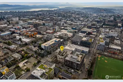 1125 E Olive Street #504, Seattle, WA 98122 - Photo 34