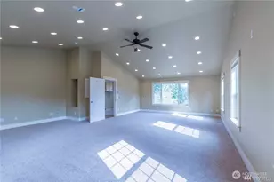 16619 249th St E, Orting, WA 98360 - Photo 10