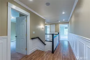 16619 249th St E, Orting, WA 98360 - Photo 8