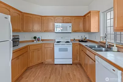 11307 13th Street SE, Lake Stevens, WA 98258 - Photo 14