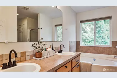 19123 205th Street E, Orting, WA 98360 - Photo 12