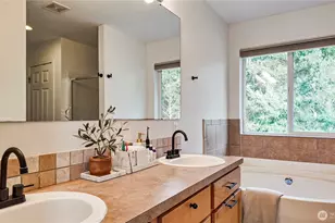 19123 205th St E, Orting, WA 98360 - Photo 12