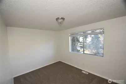 6802 88th Place NE, Marysville, WA 98270 - Photo 14