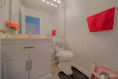 5615 S 233rd Street, Kent, WA 98032 - Photo 10