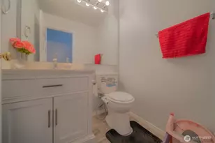 5615 S 233rd St, Kent, WA 98032 - Photo 10