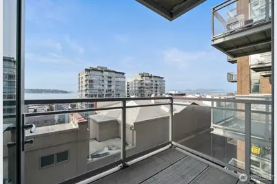 2911 2nd Avenue #709, Seattle, WA 98121 - Photo 4