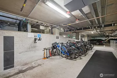 2911 2nd Avenue #709, Seattle, WA 98121 - Photo 26