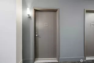 2911 2nd Ave, Seattle, WA 98121 - Photo 2