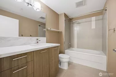 2911 2nd Avenue #709, Seattle, WA 98121 - Photo 12