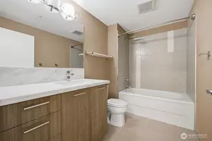 2911 2nd Ave, Seattle, WA 98121 - Photo 12