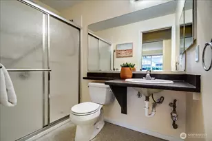 12404 E Gibson Rd, Everett, WA 98204 - Photo 16