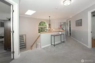 12117 Clearview Dr, Edmonds, WA 98026 - Photo 18