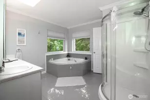 12117 Clearview Dr, Edmonds, WA 98026 - Photo 22