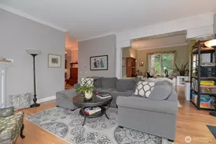 12117 Clearview Dr, Edmonds, WA 98026 - Photo 16