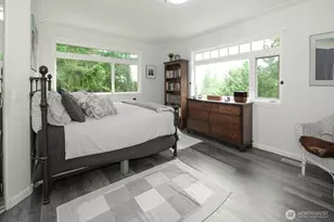 12117 Clearview Dr, Edmonds, WA 98026 - Photo 20