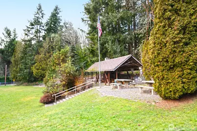 12117 Clearview Drive, Edmonds, WA 98026 - Photo 40