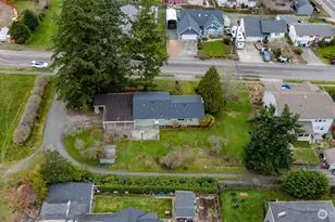 2217 23rd St, Anacortes, WA 98221 - Photo 2