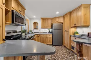 2408 148th St SW, Lynnwood, WA 98087 - Photo 4