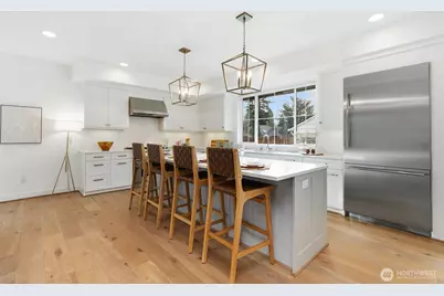 4215 NE 82nd Street, Seattle, WA 98115 - Photo 10