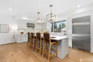 4215 NE 82nd St, Seattle, WA 98115 - Photo 10