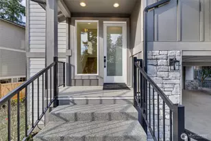 815 130th Ave NE, Bellevue, WA 98005 - Photo 2