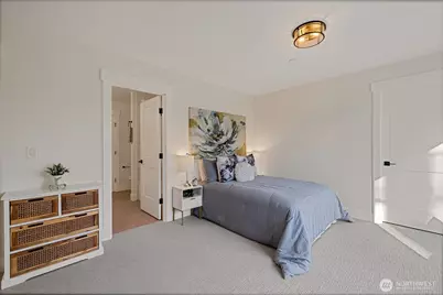 815 130th Avenue NE, Bellevue, WA 98005 - Photo 16