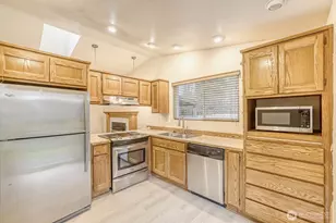 11111 20th Pl NE, Lake Stevens, WA 98258 - Photo 8