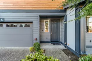 19326 37th Ave SE, Bothell, WA 98012 - Photo 2