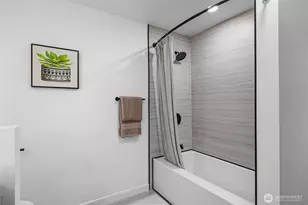 4706 64th Street E, Tacoma, WA 98443 - Photo 32