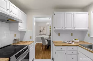 3110 NE 84th St, Seattle, WA 98115 - Photo 12