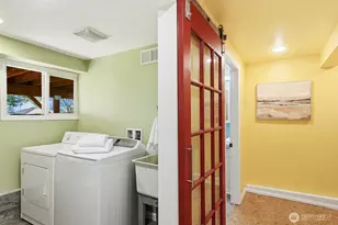 6750 36th Ave SW, Seattle, WA 98126 - Photo 28