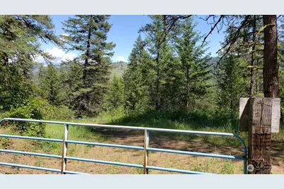 25055 Hwy 395 N, Kettle Falls, WA 99141 - Photo 24