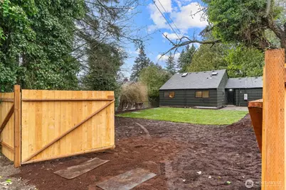 8418 31st Avenue SW, Seattle, WA 98126 - Photo 30