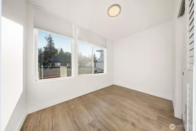 1055 S Cloverdale Street, Seattle, WA 98108 - Photo 26