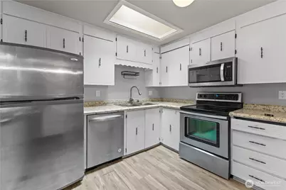 28 Madrona Place, DuPont, WA 98327 - Photo 4